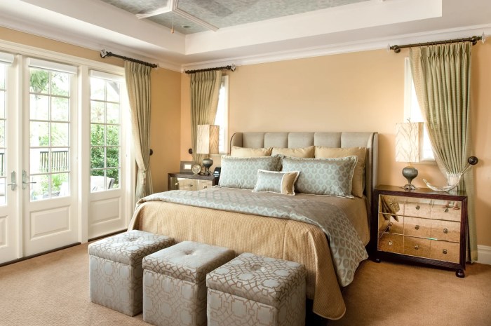 How to decorate a huge master bedroom