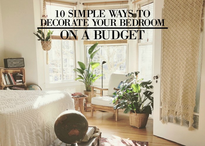 How to decorate a bedroom with no money