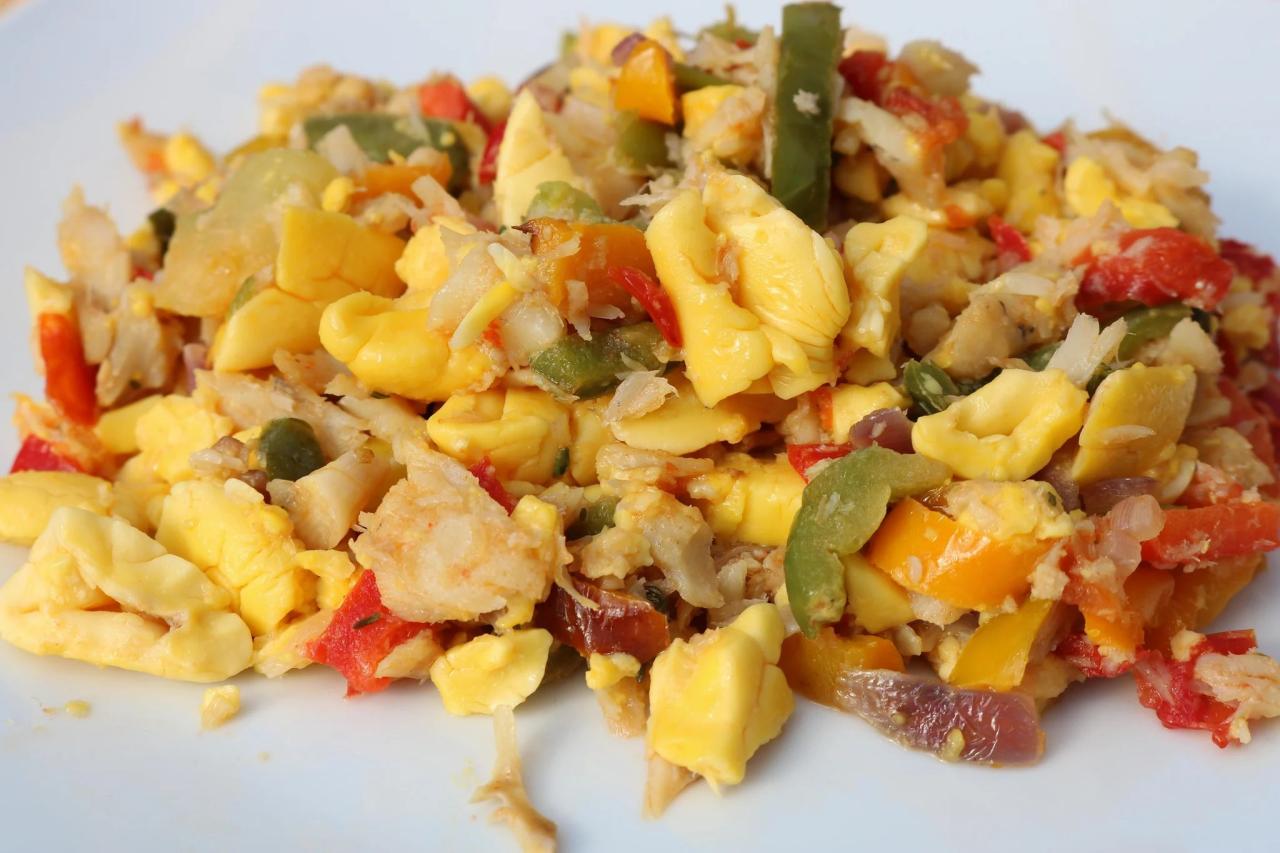 How to cook ackee and saltfish jamaican style