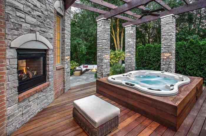 How decorate a hot tub room