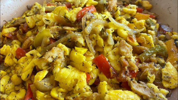 How to cook ackee and saltfish jamaican style