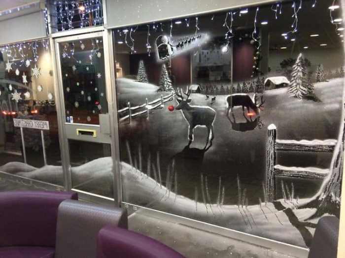 How to decorate a window with snow spray